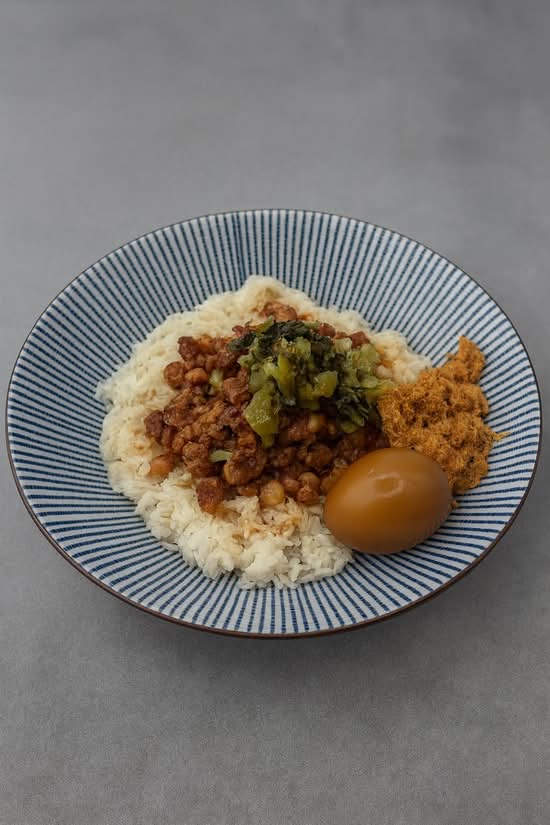 XL Micha Signature Braised Pork Rice Bowl (大大碗滷肉飯)